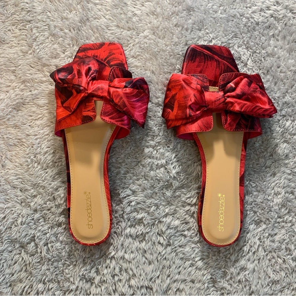 Shoe Dazzle Women's Red Bow Slide Sandals